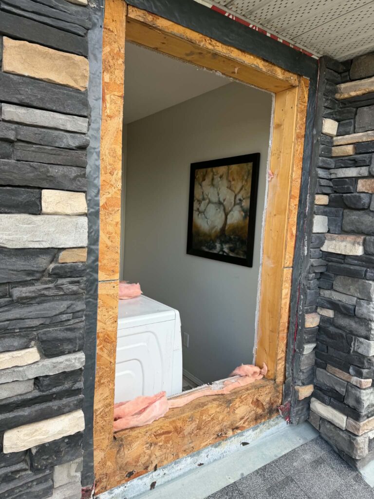 Window opening preparation during replacement work